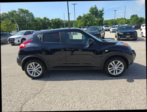 More photos of 2013 Nissan JUKE SV Sport Utility 4D at Main Street Motors, IN