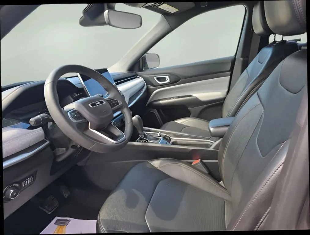 Jeep Compass photo 10