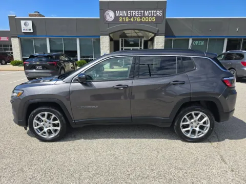 Gray 2023 Jeep Compass Latitude Lux Sport Utility 4D for sale in Portage, IN