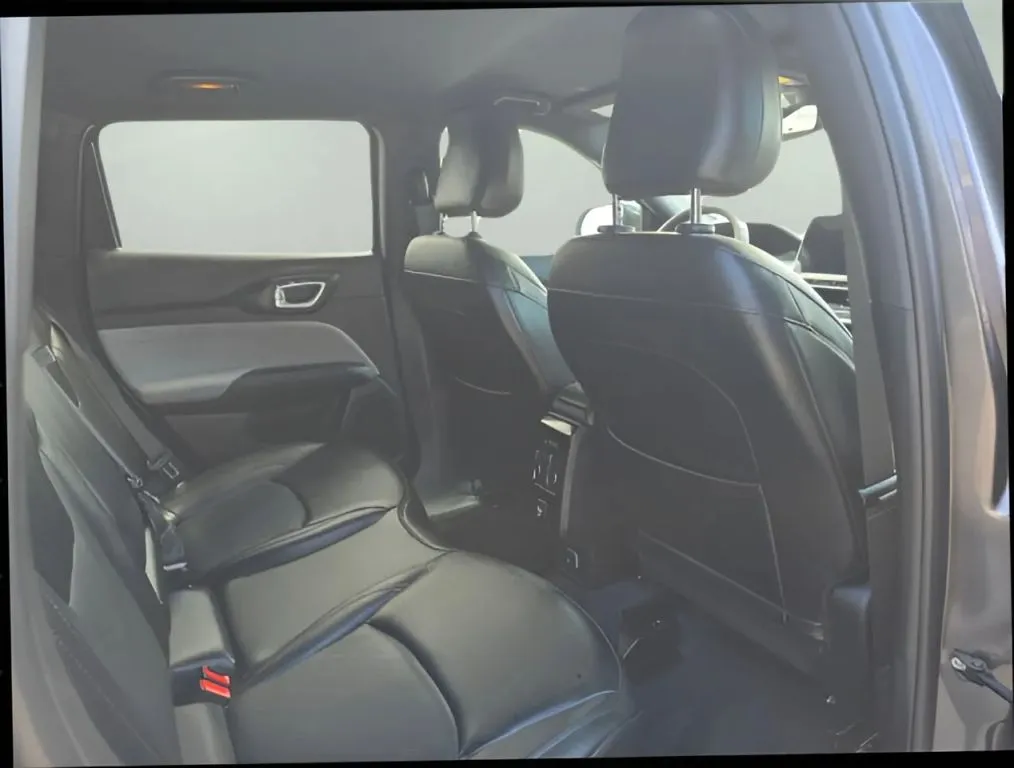 Jeep Compass photo 20