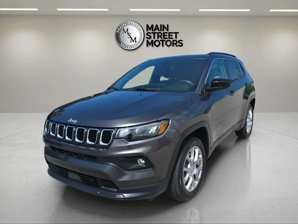 Gray 2023 Jeep Compass Latitude Lux Sport Utility 4D for sale in Portage, IN