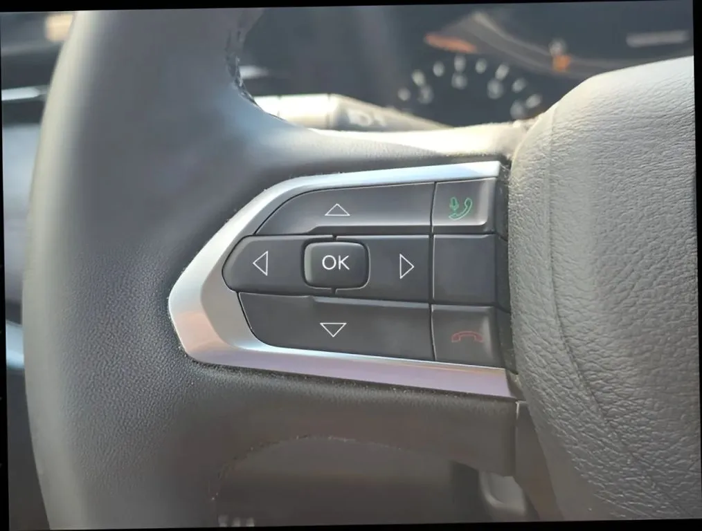 Jeep Compass photo 23