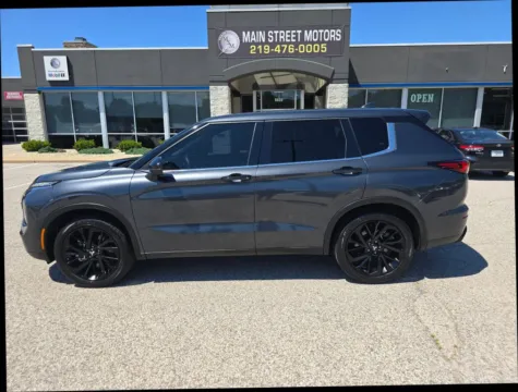 Gray 2024 Mitsubishi Outlander SE Sport Utility 4D for sale in Portage, IN