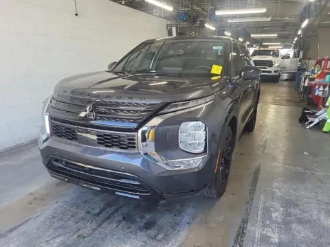 Gray 2024 Mitsubishi Outlander SE Sport Utility 4D for sale in Portage, IN
