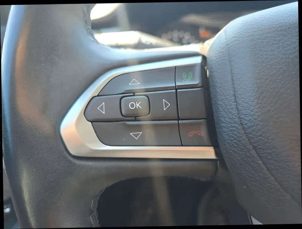 Jeep Compass photo 24