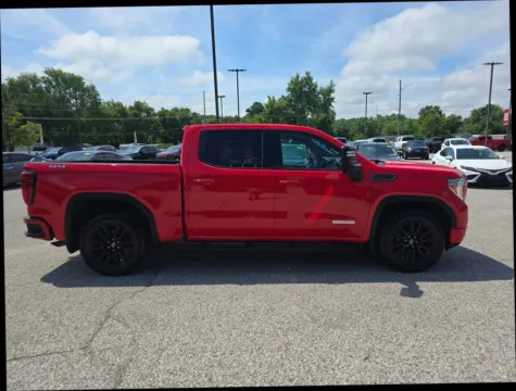 More photos of 2022 GMC Sierra 1500 Limited Crew Cab Elevation Pickup 4D 5 3/4 ft at Main Street Motors, IN