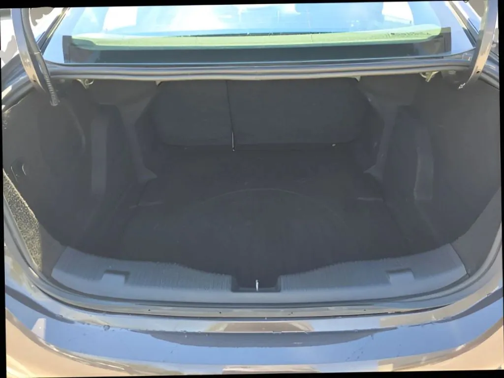 Chevrolet Cruze photo 17