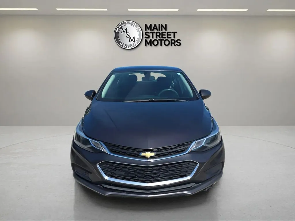 Chevrolet Cruze photo 8