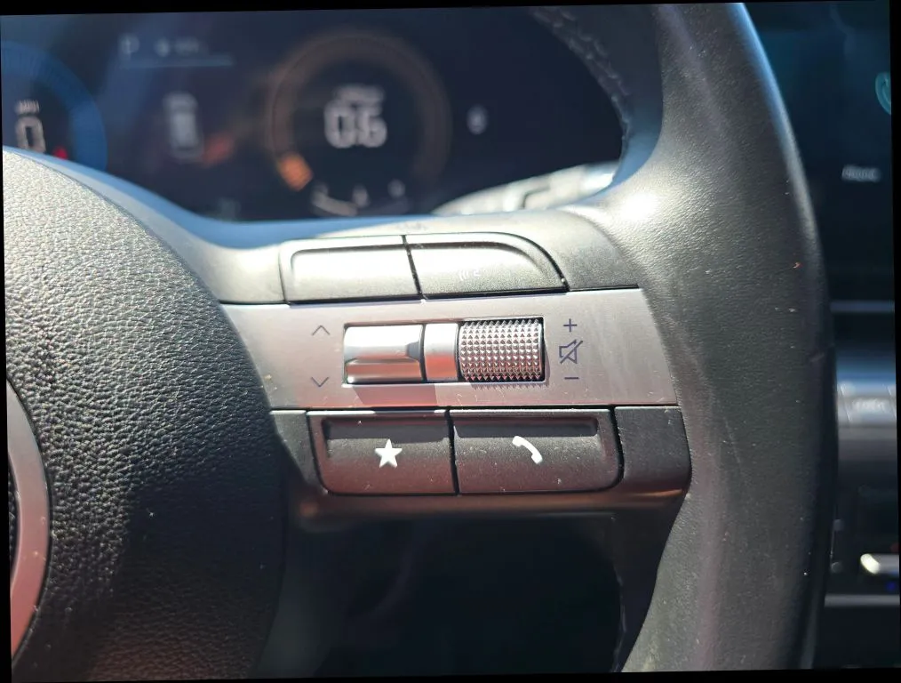 Hyundai Kona photo 24
