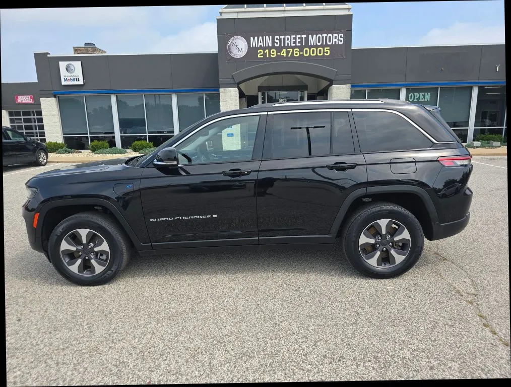 2022 Jeep Grand Cherokee 4xe Sport Utility 4D for sale in Portage, IN