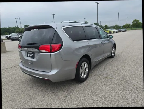 More photos of 2017 Chrysler Pacifica Touring-L Plus Minivan 4D at Main Street Motors, IN
