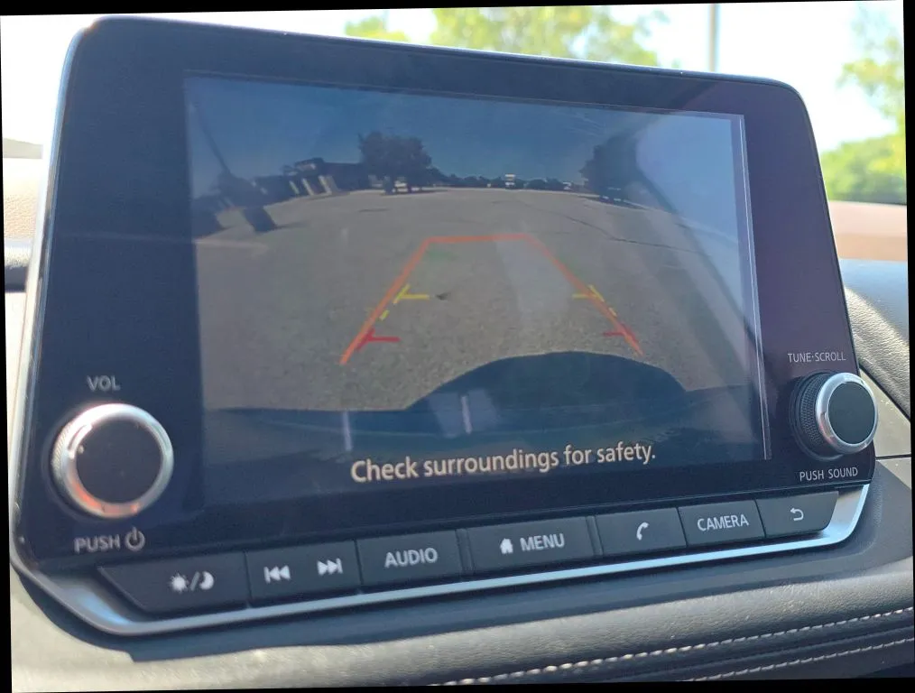 Nissan Rogue photo 30