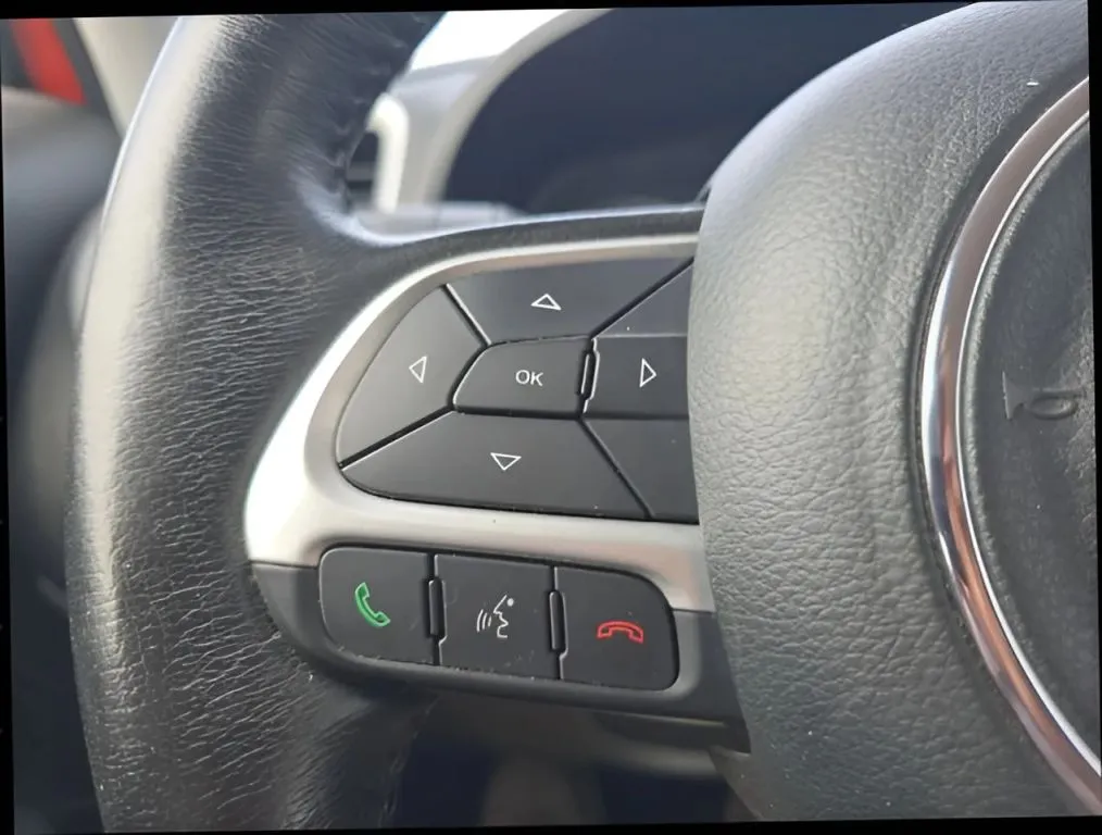 Jeep Renegade photo 22