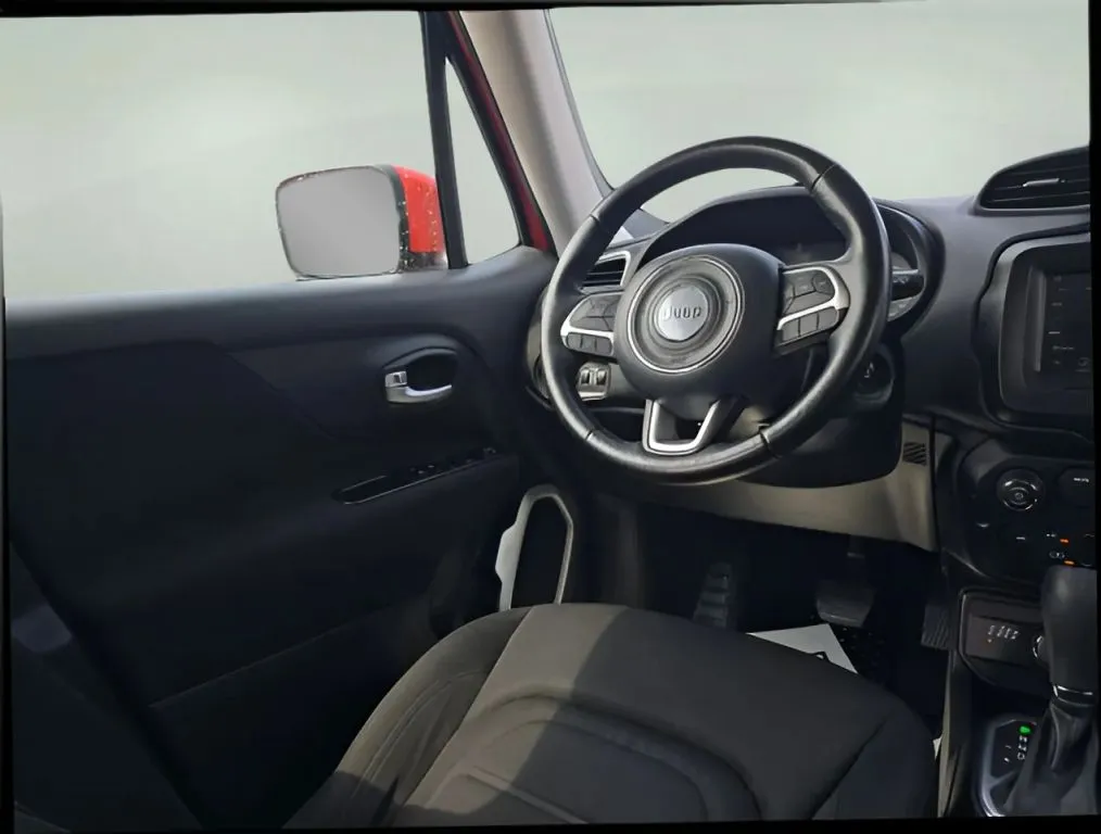Jeep Renegade photo 14