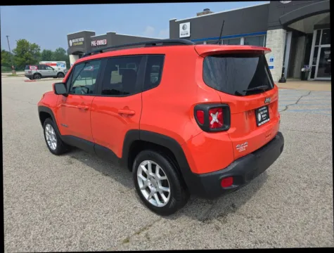 Photos of 2019 Jeep Renegade Latitude Sport Utility 4D for sale in Portage, IN at Main Street Motors