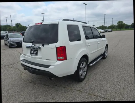 More photos of 2015 Honda Pilot EX-L Sport Utility 4D at Main Street Motors, IN