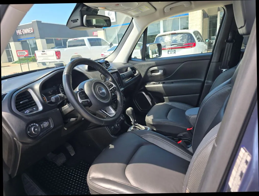 Jeep Renegade photo 10