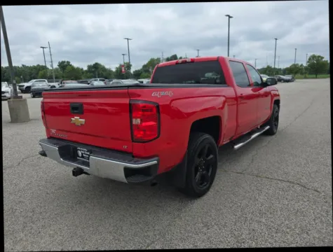 More photos of 2016 Chevrolet Silverado 1500 Crew Cab LT Pickup 4D 6 1/2 ft at Main Street Motors, IN