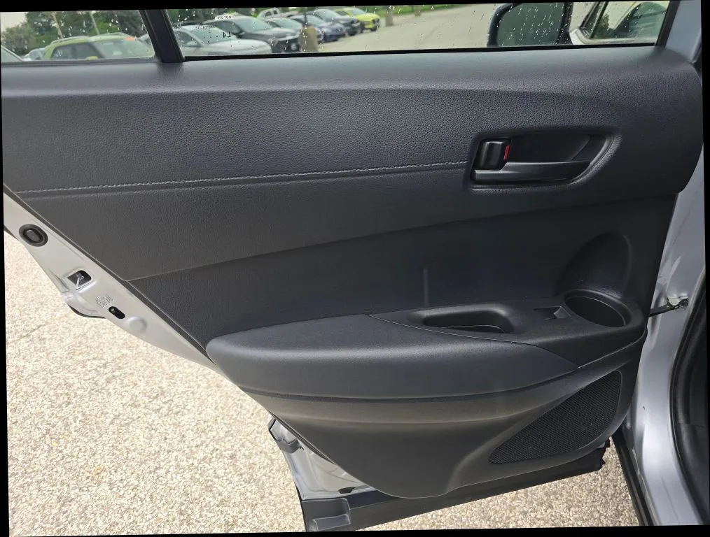 Toyota Corolla Cross photo 12