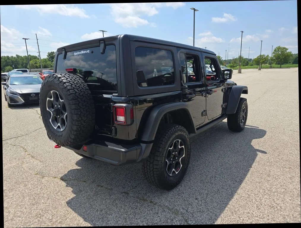 Jeep Wrangler photo 4