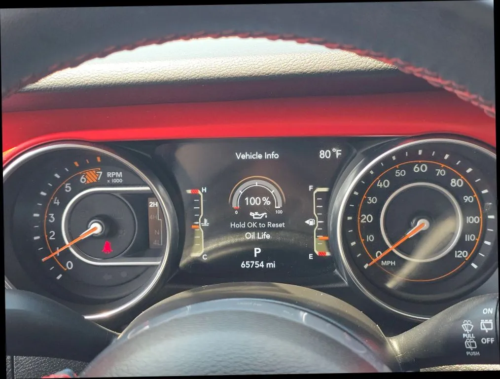 Jeep Wrangler photo 24