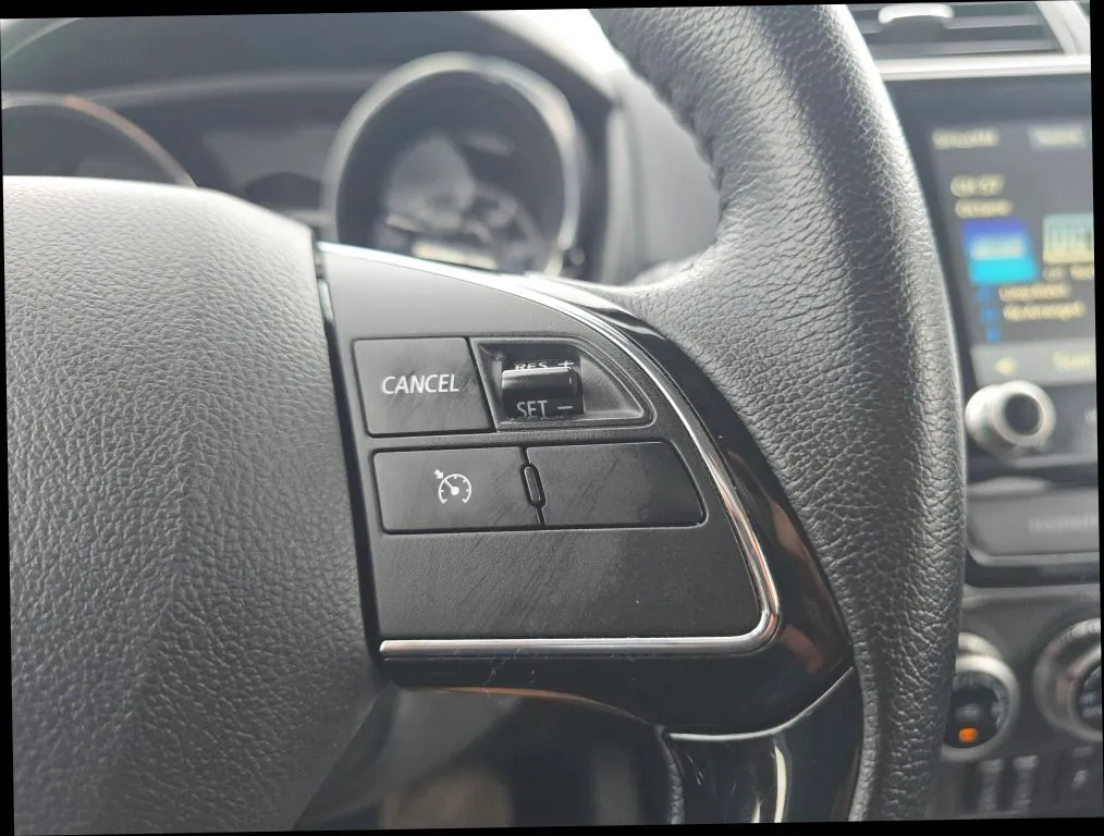 Mitsubishi Outlander Sport photo 23