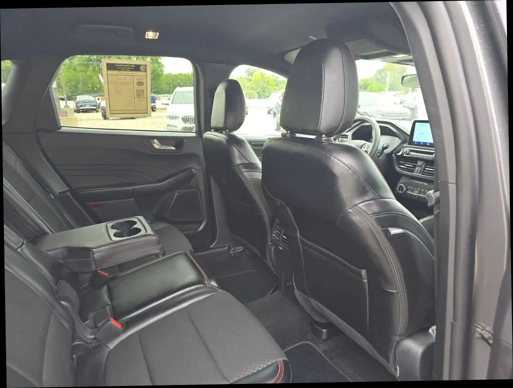Ford Escape photo 18