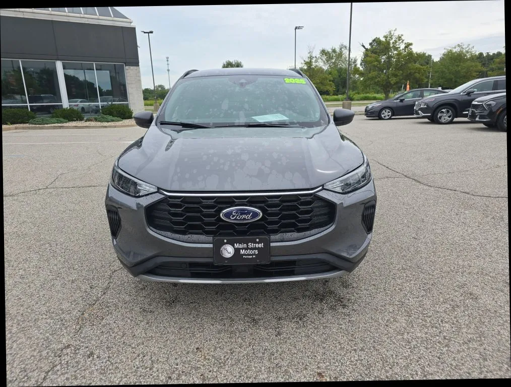 Ford Escape photo 7