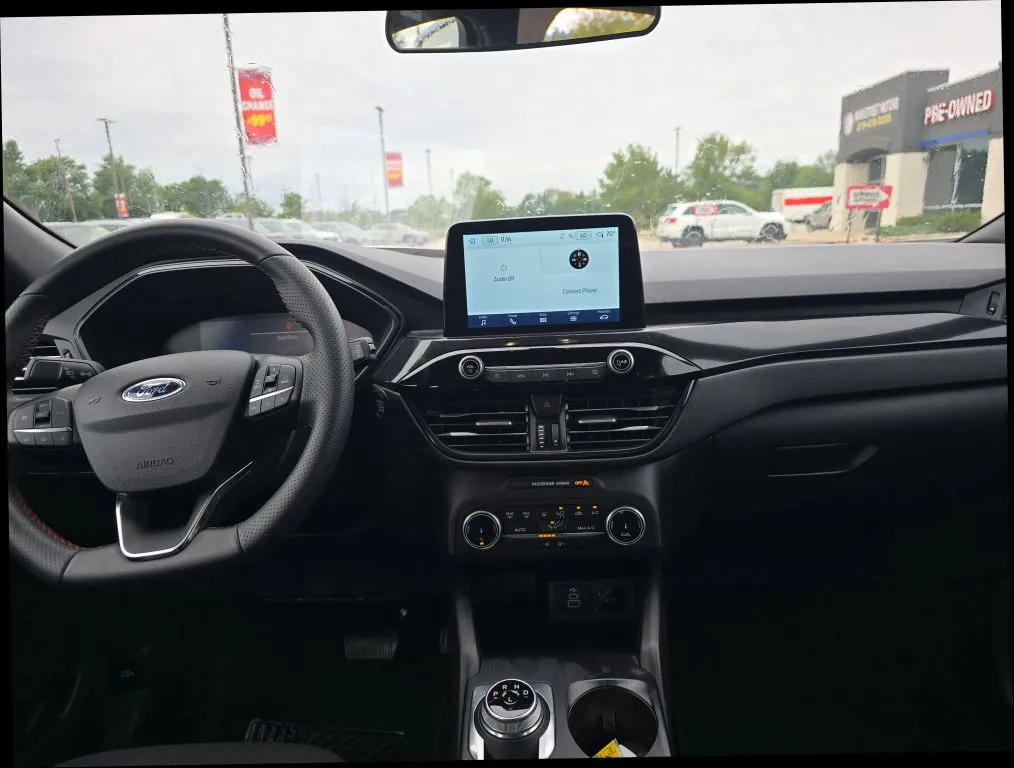 Ford Escape photo 13