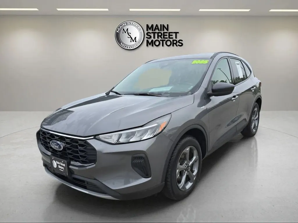 2025 Ford Escape ST-Line