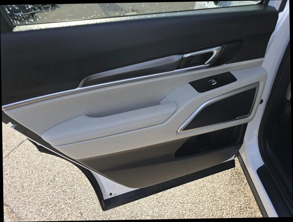 Kia Telluride photo 12