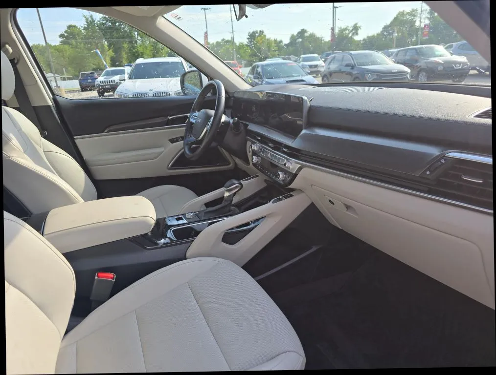 Kia Telluride photo 25