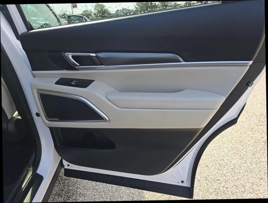 Kia Telluride photo 21