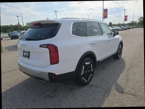 More photos of 2025 Kia Telluride S Sport Utility 4D at Main Street Motors, IN