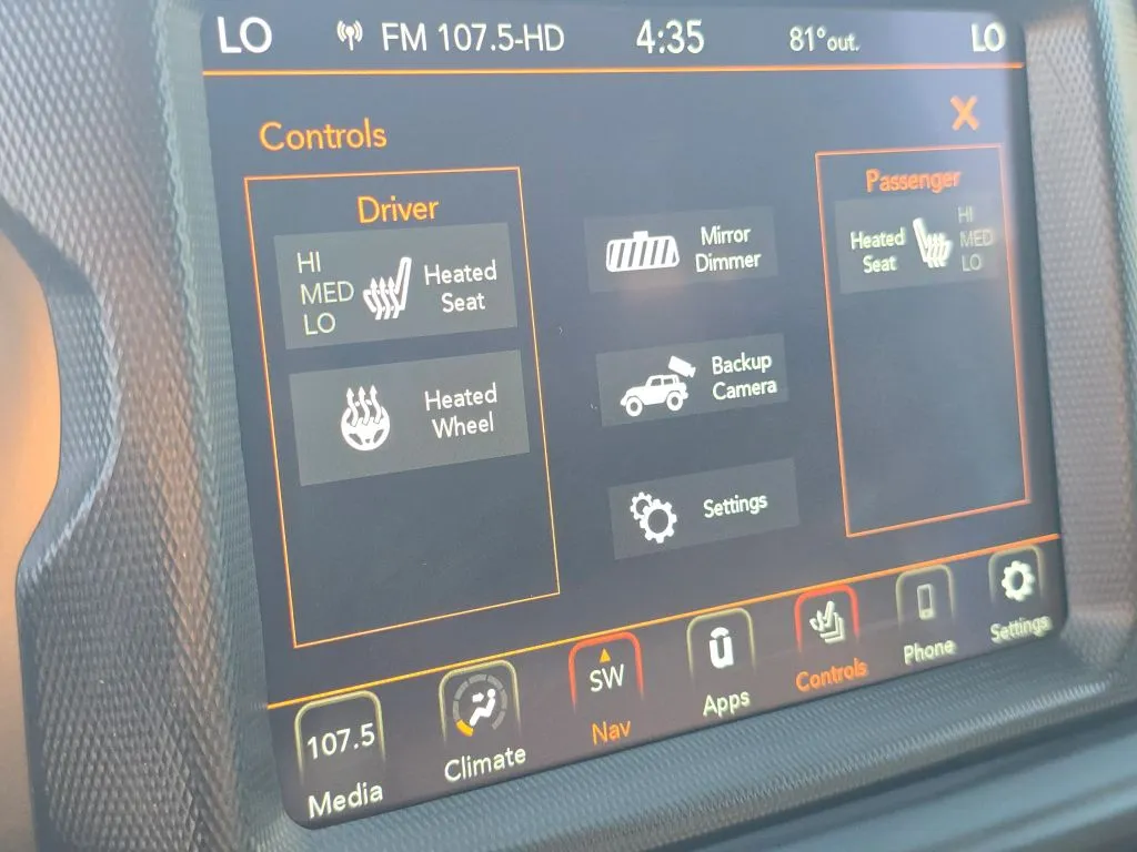 Jeep Wrangler photo 29