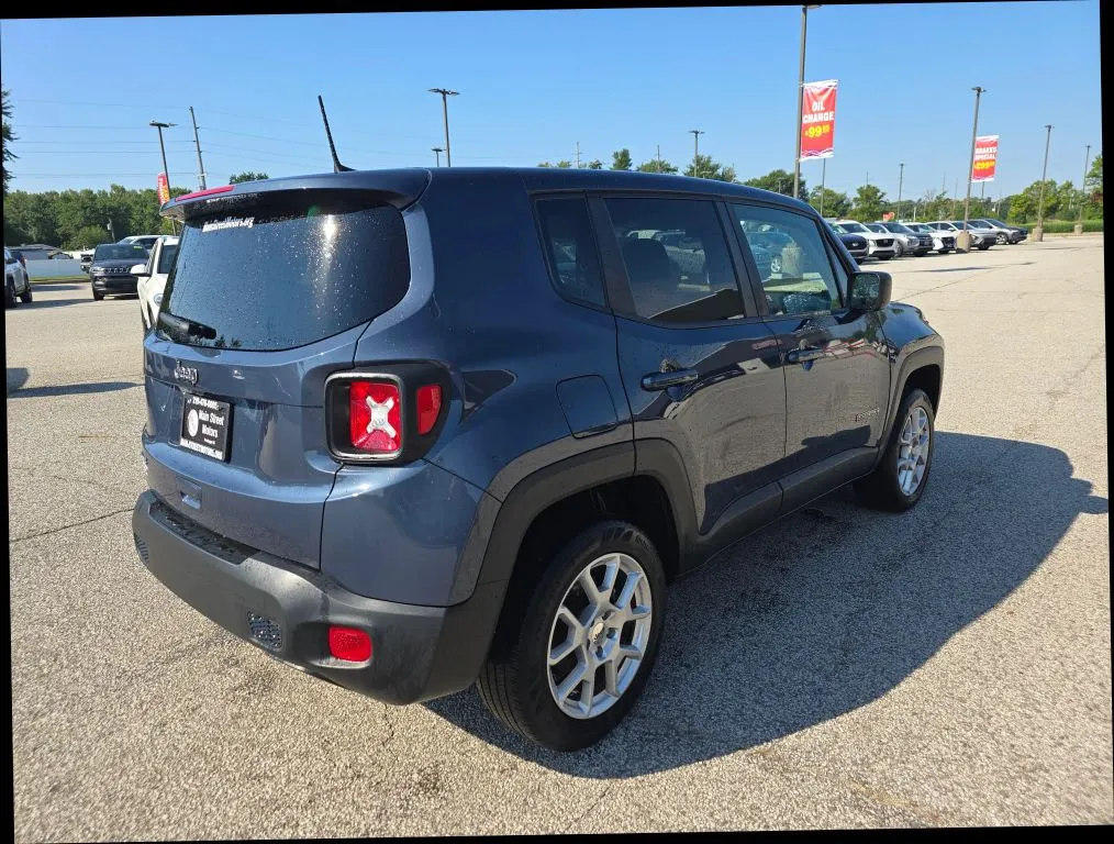 Jeep Renegade photo 4