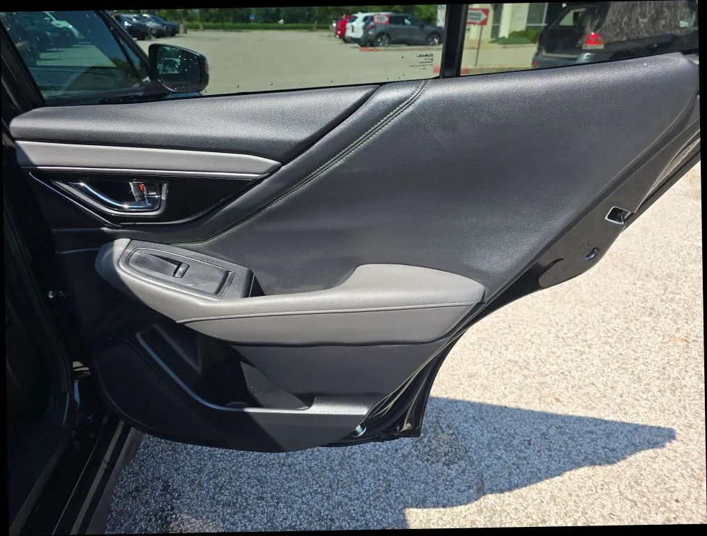 Subaru Outback photo 21