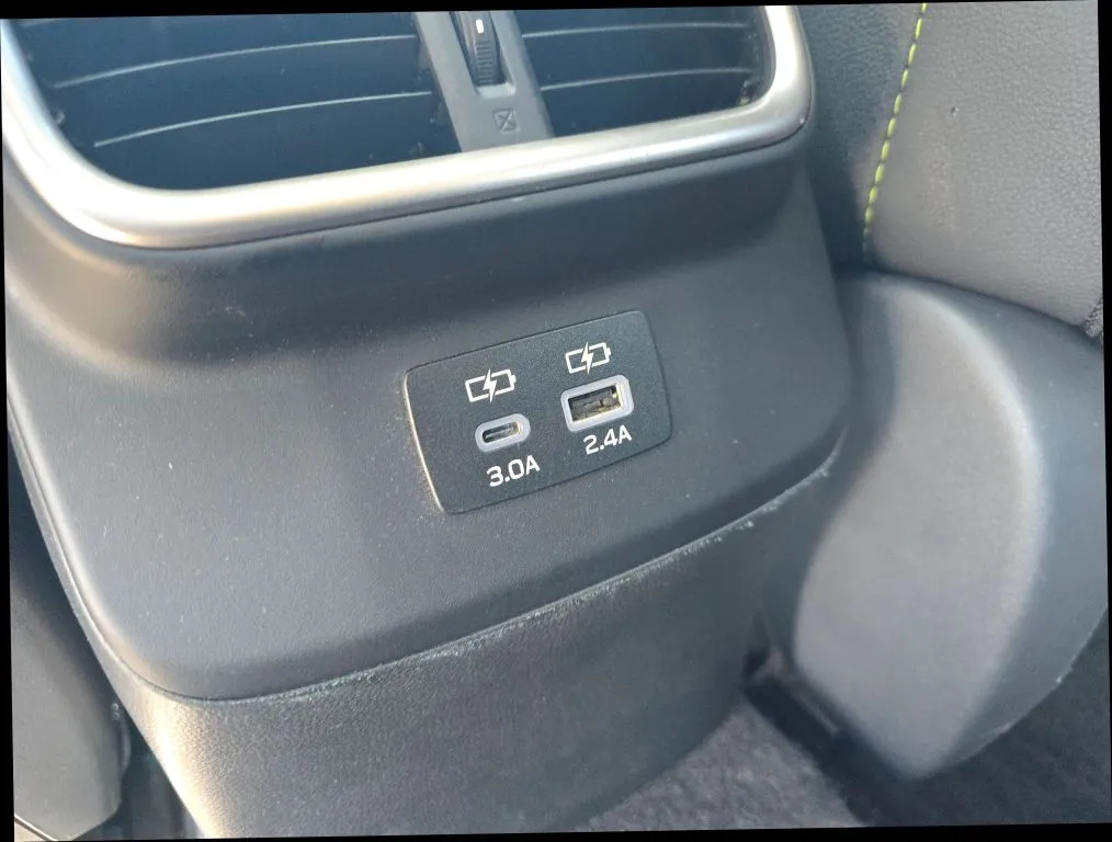 Subaru Outback photo 14