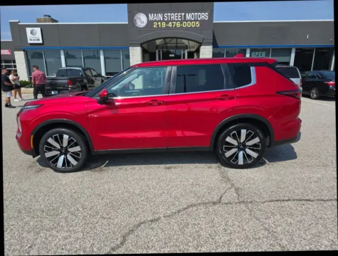 Red 2025 Mitsubishi Outlander SE Sport Utility 4D for sale in Portage, IN