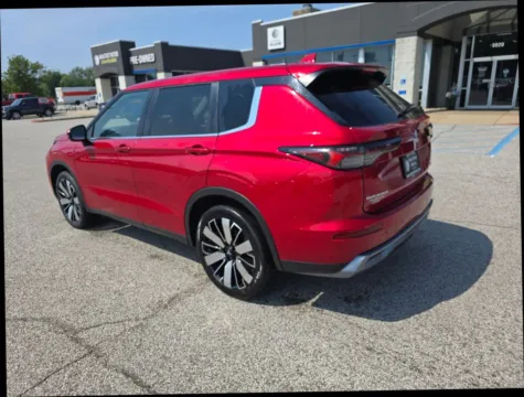 Photos of 2025 Mitsubishi Outlander SE Sport Utility 4D for sale in Portage, IN at Main Street Motors
