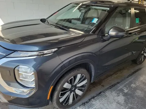 Gray 2025 Mitsubishi Outlander SE Sport Utility 4D for sale in Portage, IN