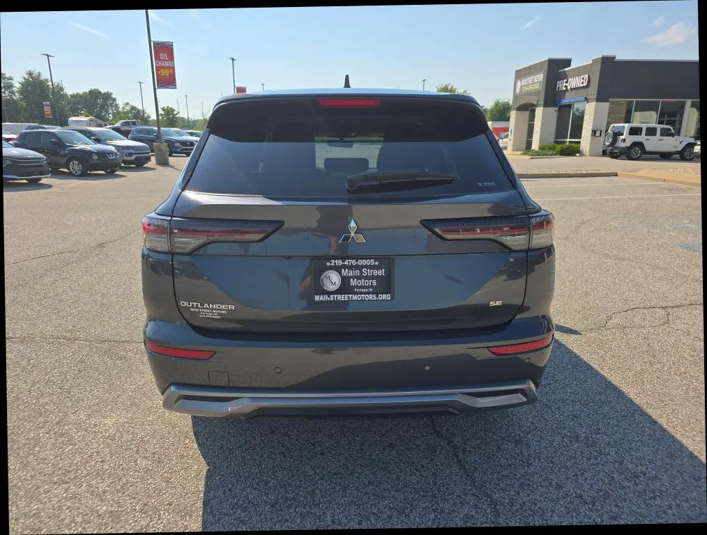 Mitsubishi Outlander photo 3