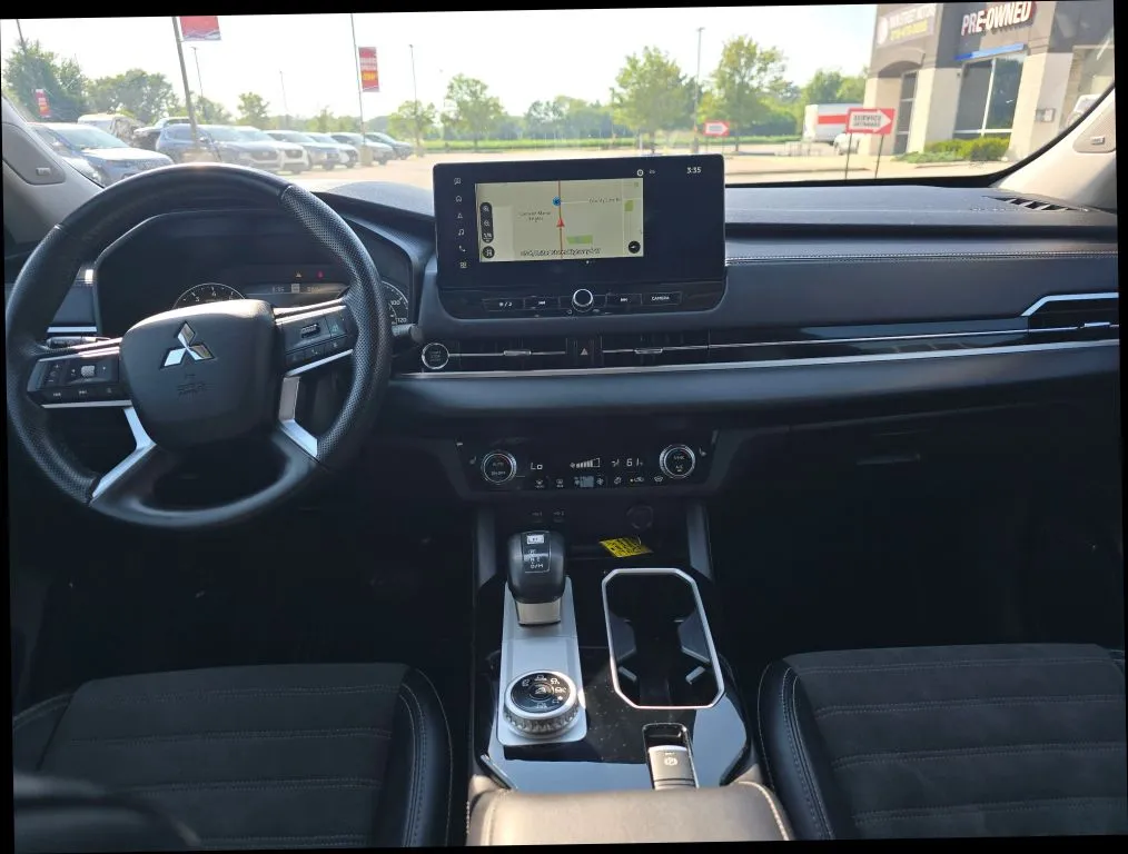 Mitsubishi Outlander photo 13