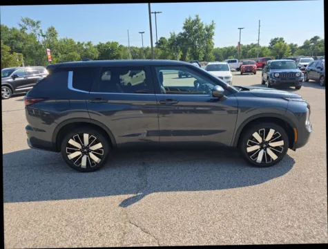 More photos of 2025 Mitsubishi Outlander SE Sport Utility 4D at Main Street Motors, IN