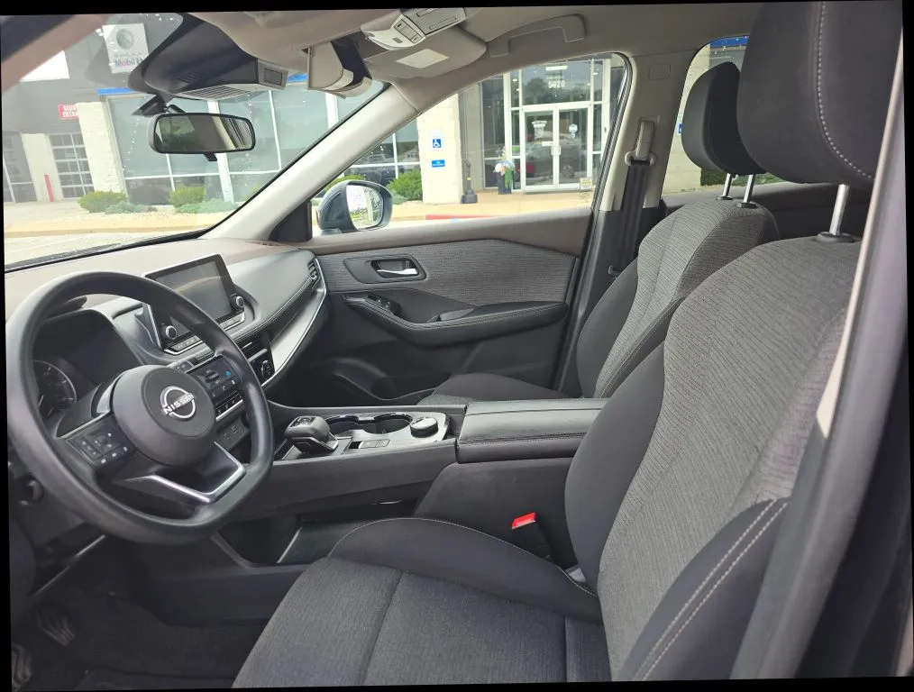 Nissan Rogue photo 10