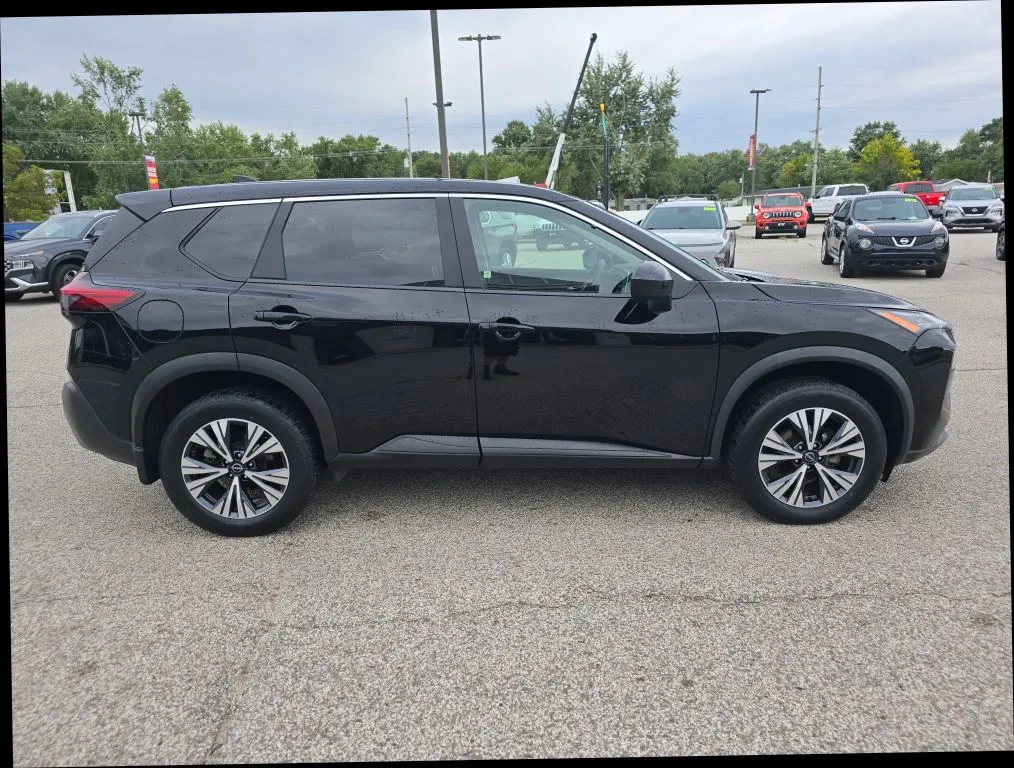 Nissan Rogue photo 5