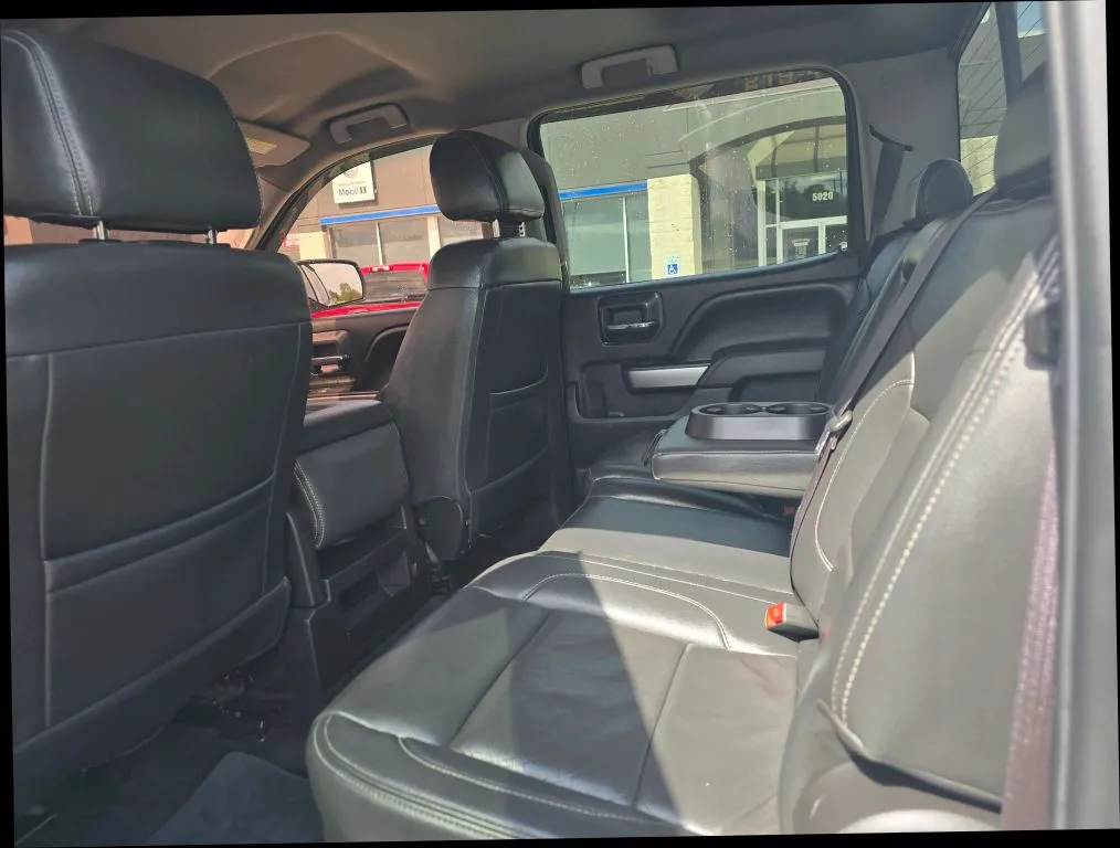 Chevrolet Silverado photo 12