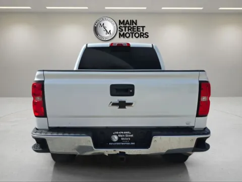 More photos of 2017 Chevrolet Silverado 1500 Crew Cab LT Pickup 4D 5 3/4 ft at Main Street Motors, IN