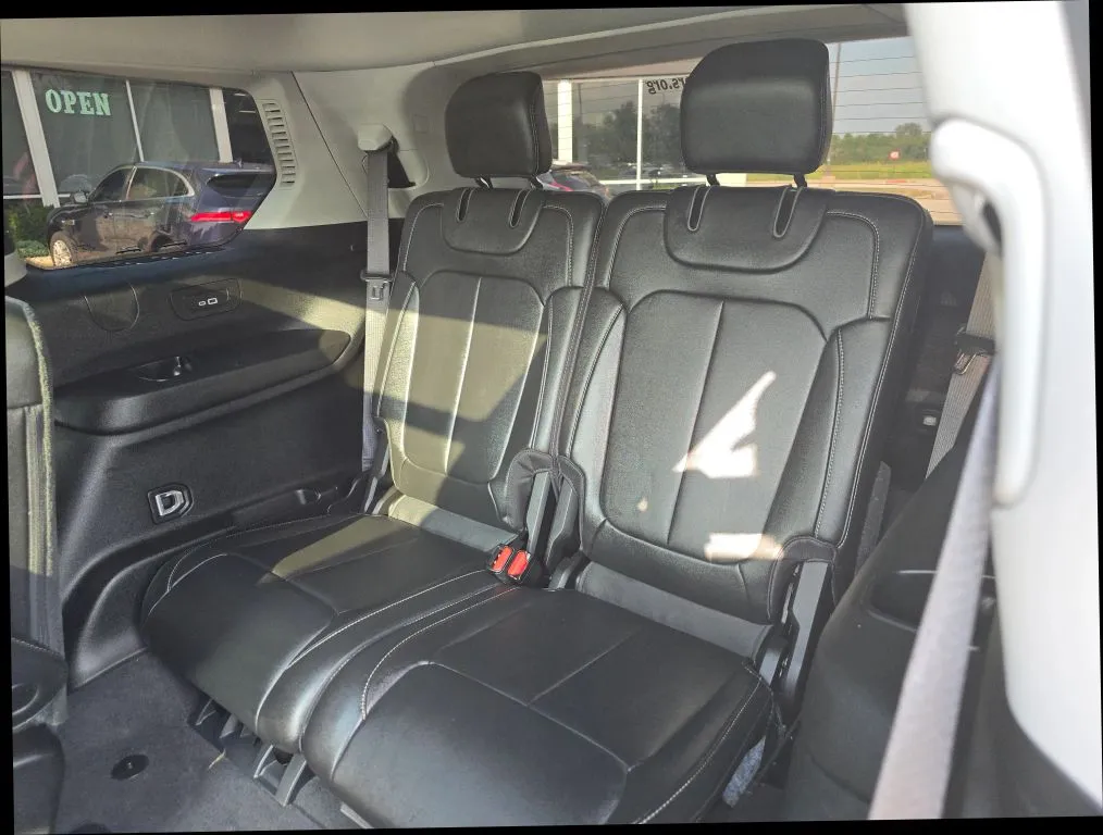 Jeep Grand Cherokee L photo 15