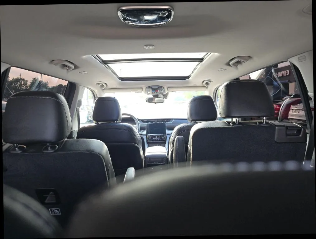 Jeep Grand Cherokee L photo 21